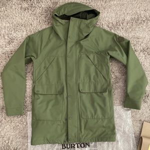 <SOLD> Burton MB Gore Vagabond JK Clover